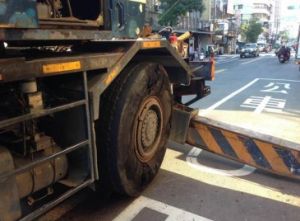 ���ؙC(j��)���ⱬ̥ ��һ��܇�v